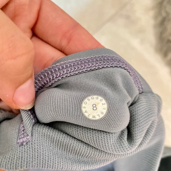 Lululemon shorts - Picture 5 of 8